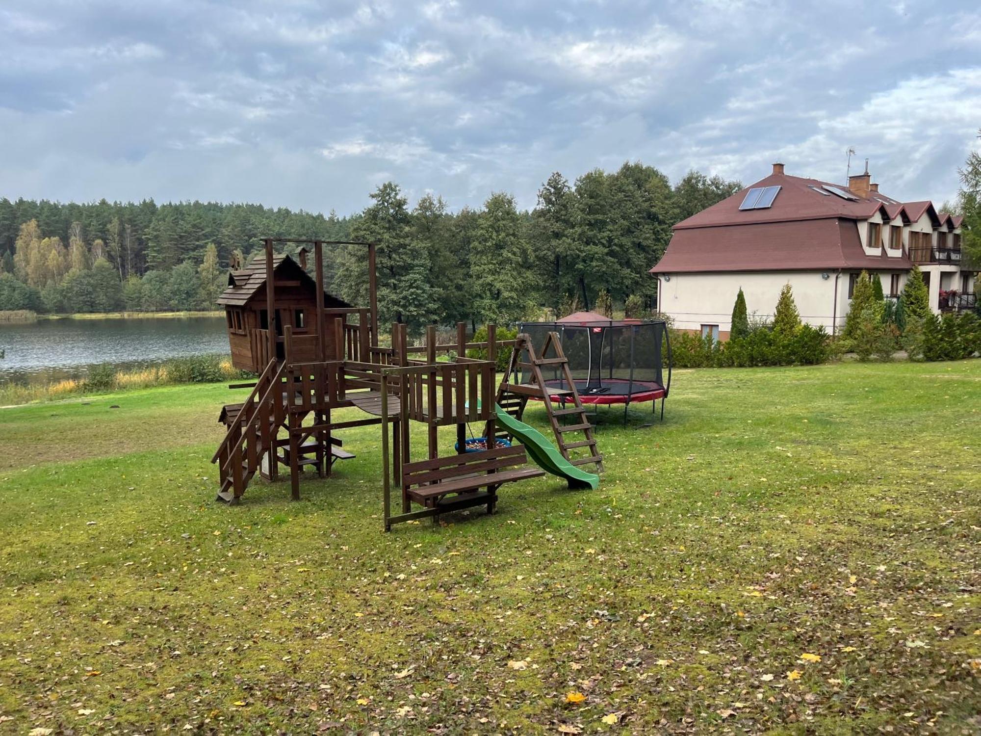 Domek Caloroczny Hawaje Nad Jeziorem Kazub Cieciorka ภายนอก รูปภาพ
